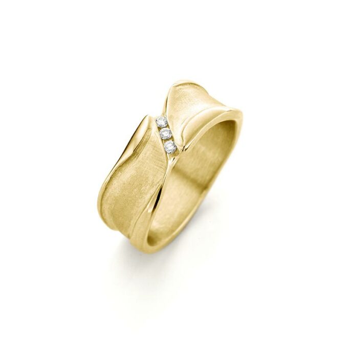 N° 127 Handmade yellow gold ring - Ines Bouwen Jewelry