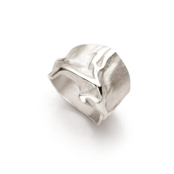 Handmade white gold ring with organic, nature-inspired design